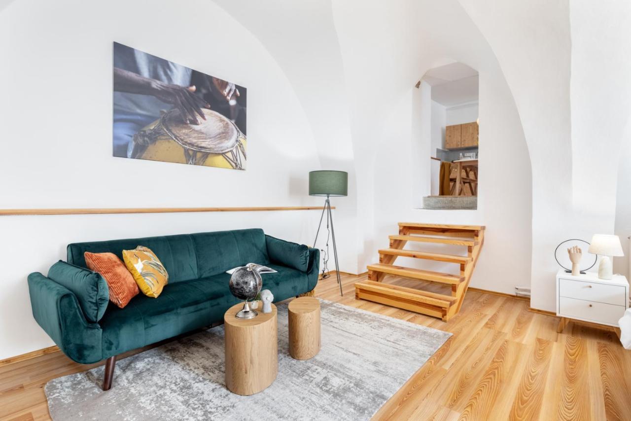 Wine & Bike City Tower Apartments Znojmo Exterior foto